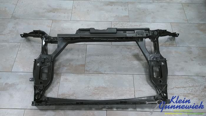 Używane Panel przedni Audi Q5 Cena € 195,00 Procedura marży oferowane przez Klein Gunnewiek Autodemontage & Motorentechniek
