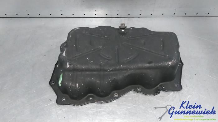 Usagé Couvercle carter Ford Transit Custom Prix € 28,00 Règlement à la marge proposé par Klein Gunnewiek Autodemontage & Motorentechniek