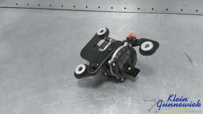 Begagnade Vattenpump Kia Sportage Pris € 74,00 Marginaltabell erbjuds av Klein Gunnewiek Autodemontage & Motorentechniek