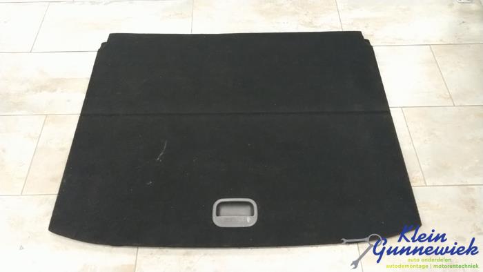 Usagé Coffre tapis Kia Sportage Prix € 93,00 Règlement à la marge proposé par Klein Gunnewiek Autodemontage & Motorentechniek