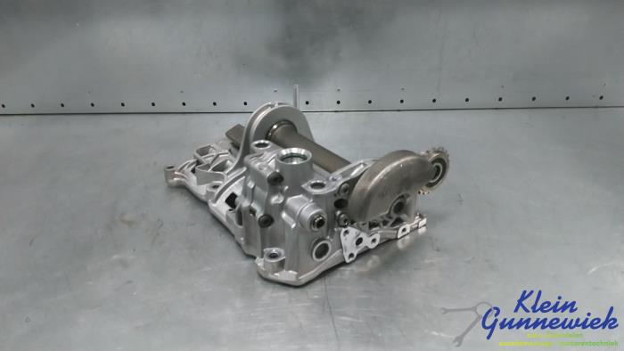 Używane Wal balansujacy Volkswagen Polo Cena € 195,00 Procedura marży oferowane przez Klein Gunnewiek Autodemontage & Motorentechniek