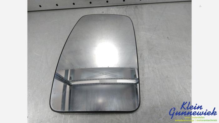 Używane Szyba lusterka lewego Renault Master Cena € 25,00 Procedura marży oferowane przez Klein Gunnewiek Autodemontage & Motorentechniek