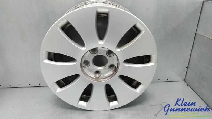 Używane Obrecz Audi A4 Cena € 47,00 Procedura marży oferowane przez Klein Gunnewiek Autodemontage & Motorentechniek