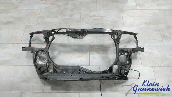 Begagnade Front Audi A4 Pris € 52,00 Marginaltabell erbjuds av Klein Gunnewiek Autodemontage & Motorentechniek