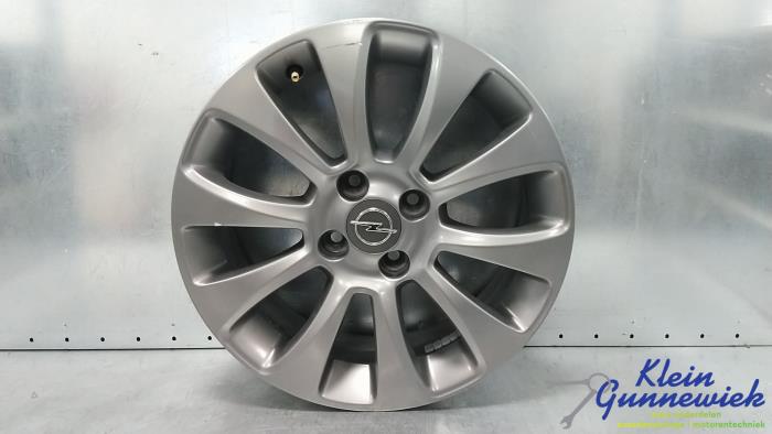 Używane Obrecz Opel Corsa Cena € 75,00 Procedura marży oferowane przez Klein Gunnewiek Autodemontage & Motorentechniek
