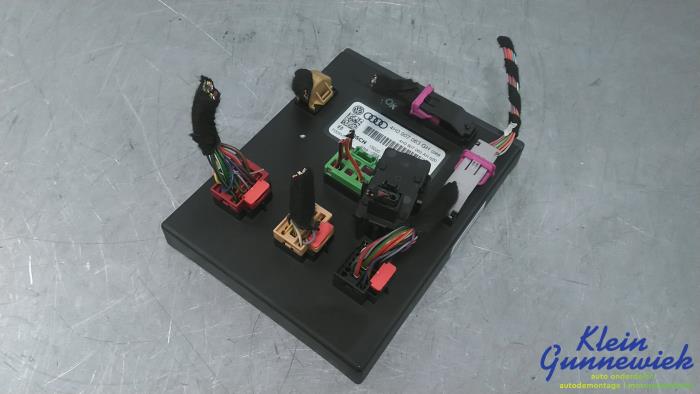 Używane Sterownik Body Control Audi A6 Cena € 118,00 Procedura marży oferowane przez Klein Gunnewiek Autodemontage & Motorentechniek