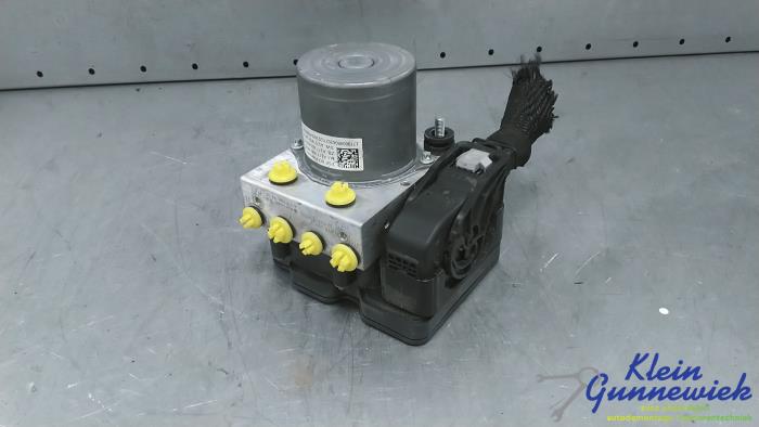 Used ABS pump Mercedes A-Klasse Price € 395,00 Margin scheme offered by Klein Gunnewiek Autodemontage & Motorentechniek