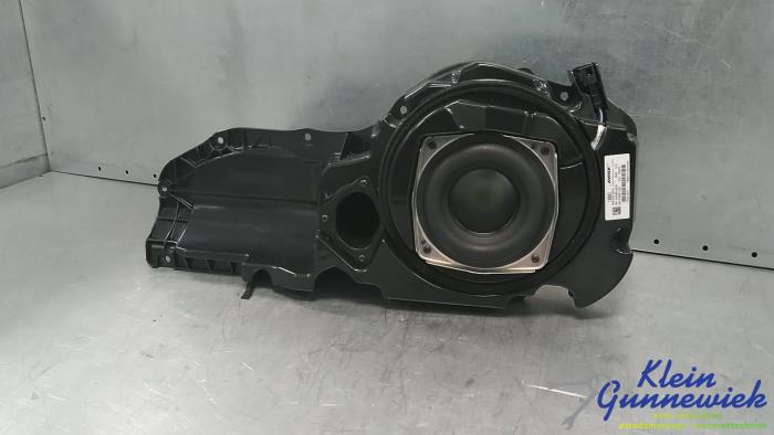 Używane Glosnik Audi RS7 Cena € 143,00 Procedura marży oferowane przez Klein Gunnewiek Autodemontage & Motorentechniek