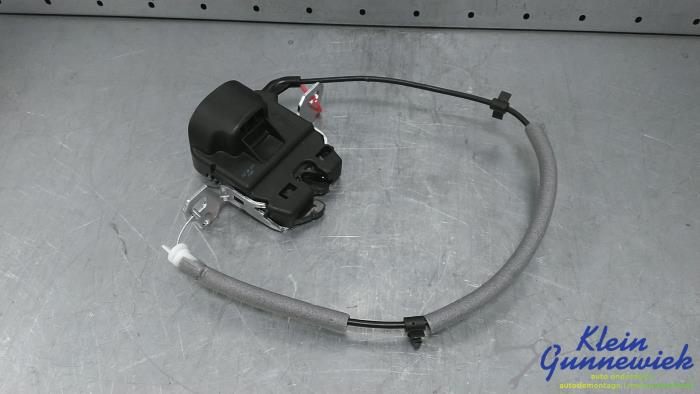 Begagnade Diverse Mercedes CLA Pris € 25,00 Marginaltabell erbjuds av Klein Gunnewiek Autodemontage & Motorentechniek
