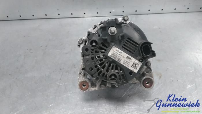 Dynamo from a Volkswagen T-Roc 2018