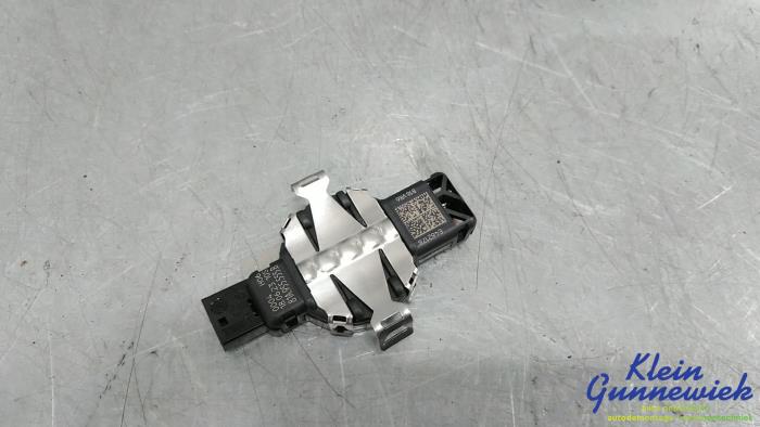 Begagnade Regnsensor Skoda Karoq Pris € 20,00 Marginaltabell erbjuds av Klein Gunnewiek Autodemontage & Motorentechniek