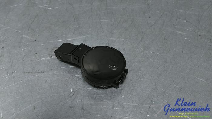 Begagnade Regnsensor Opel Corsa Pris € 24,00 Marginaltabell erbjuds av Klein Gunnewiek Autodemontage & Motorentechniek
