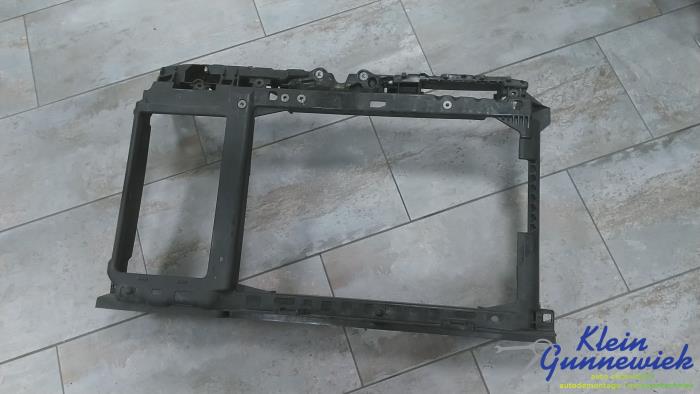 Begagnade Front Opel Corsa Pris € 136,00 Marginaltabell erbjuds av Klein Gunnewiek Autodemontage & Motorentechniek