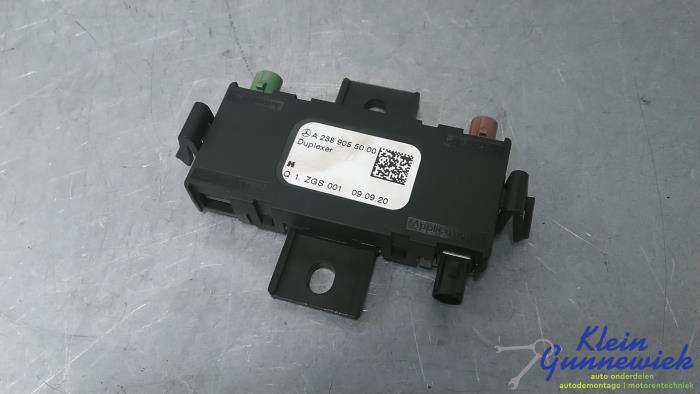 Usagé Antenne Mercedes E-Klasse Prix € 20,00 Règlement à la marge proposé par Klein Gunnewiek Autodemontage & Motorentechniek