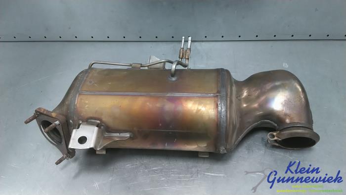 Gebrauchte Rußfilter Opel Astra Preis € 320,00 Margenregelung angeboten von Klein Gunnewiek Autodemontage & Motorentechniek