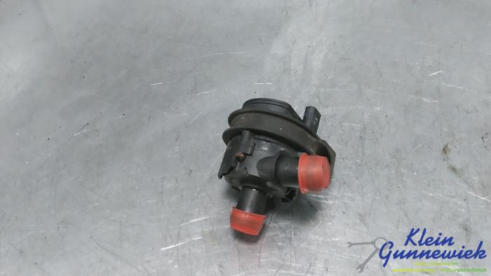 Begagnade Vattenpump Skoda Rapid Pris € 24,00 Marginaltabell erbjuds av Klein Gunnewiek Autodemontage & Motorentechniek