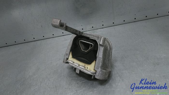Used Engine mount Volkswagen E-Golf Price € 29,00 Margin scheme offered by Klein Gunnewiek Autodemontage & Motorentechniek