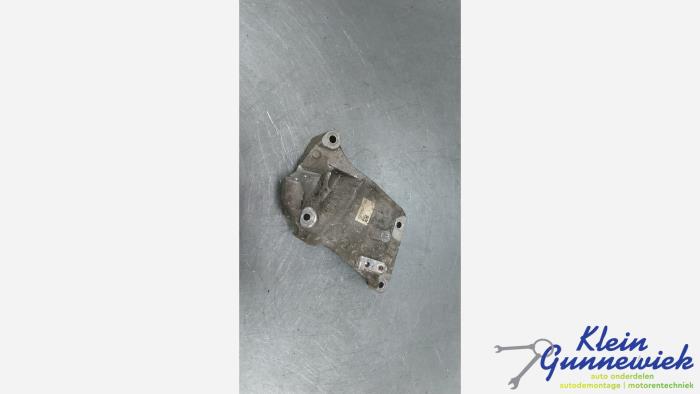 Used Engine mount Mercedes AMG GT Price € 100,00 Margin scheme offered by Klein Gunnewiek Autodemontage & Motorentechniek