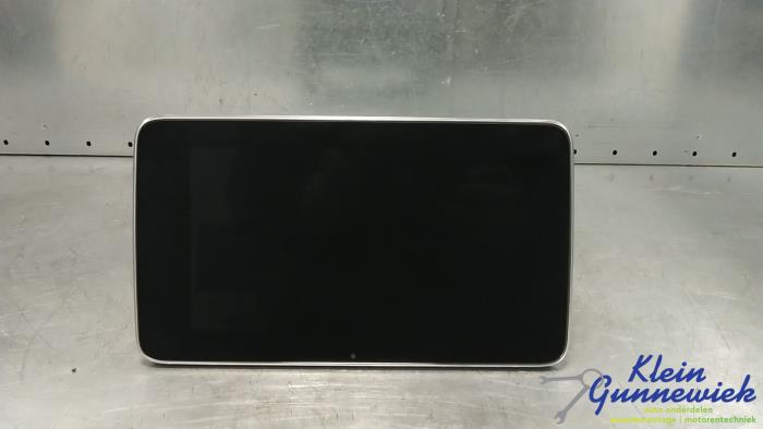 Begagnade Innerdisplay Mercedes C-Klasse Pris € 177,00 Marginaltabell erbjuds av Klein Gunnewiek Autodemontage & Motorentechniek