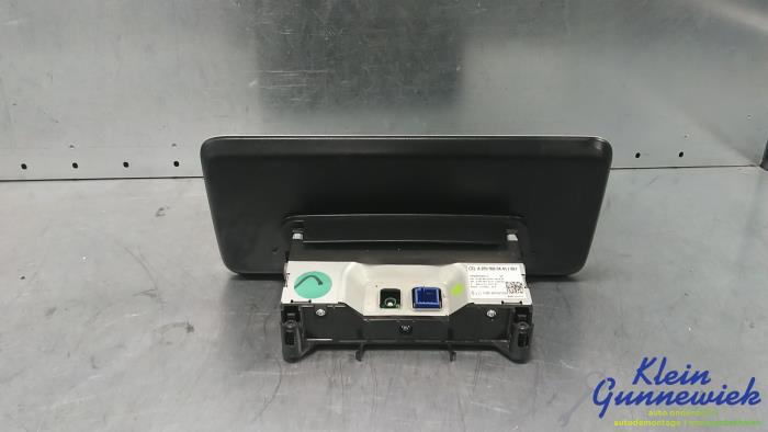 Begagnade Innerdisplay Mercedes C-Klasse Pris € 318,00 Marginaltabell erbjuds av Klein Gunnewiek Autodemontage & Motorentechniek
