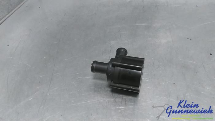 Begagnade Vattenpump Audi A6 Pris € 75,00 Marginaltabell erbjuds av Klein Gunnewiek Autodemontage & Motorentechniek