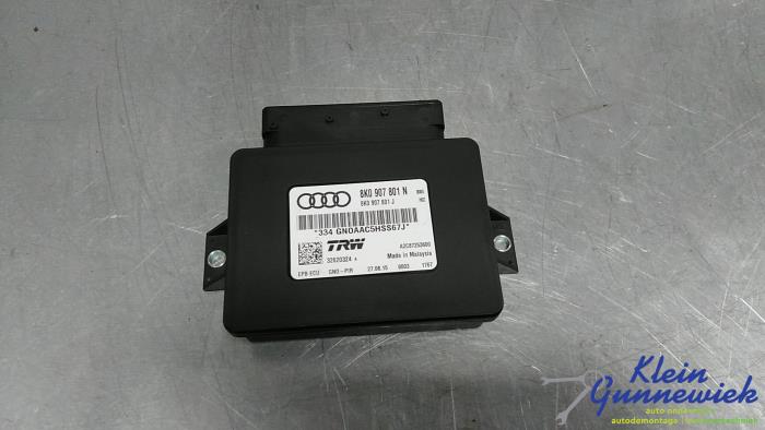 Używane Modul hamulca postojowego Audi Q5 Cena € 31,00 Procedura marży oferowane przez Klein Gunnewiek Autodemontage & Motorentechniek