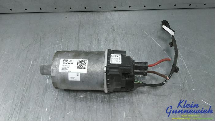 Begagnade Styrbox BMW X5 Pris € 123,00 Marginaltabell erbjuds av Klein Gunnewiek Autodemontage & Motorentechniek