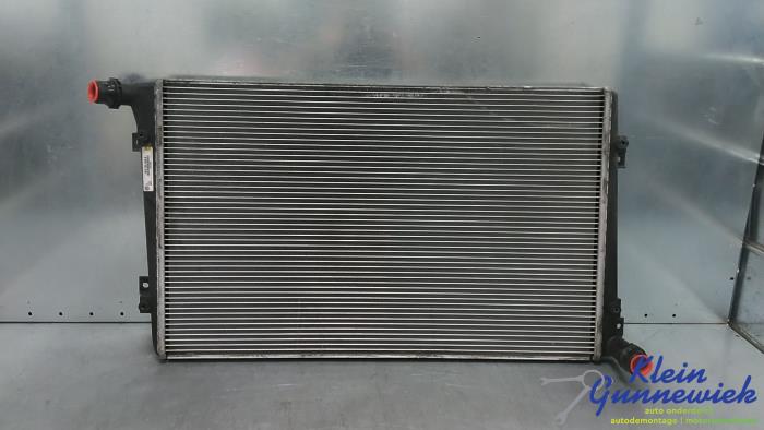 Used Radiator Volkswagen Passat Price € 45,00 Margin scheme offered by Klein Gunnewiek Autodemontage & Motorentechniek