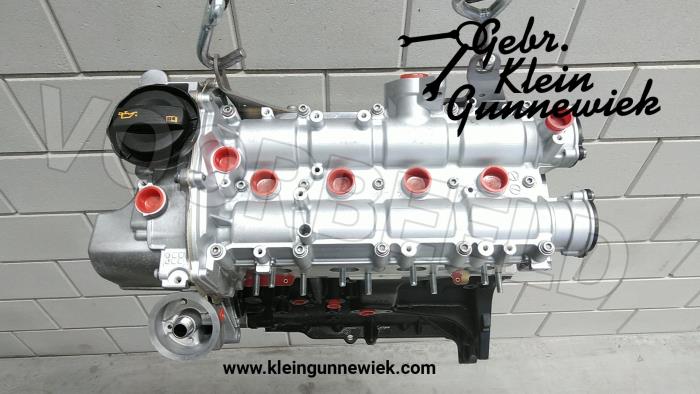Engine Volkswagen Golf - 03C100042 CTH