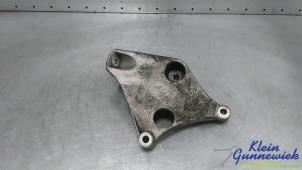 Begagnade Motorfäste BMW 1-Serie Pris € 20,00 Marginaltabell erbjuds av Klein Gunnewiek Autodemontage & Motorentechniek