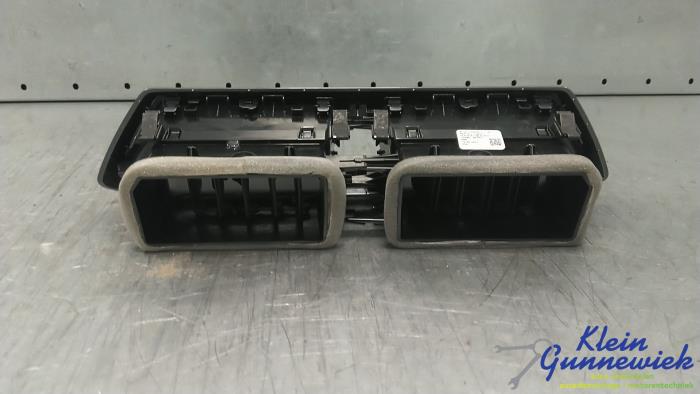 Grille aération tableau de bord d'un Cupra Formentor 2023