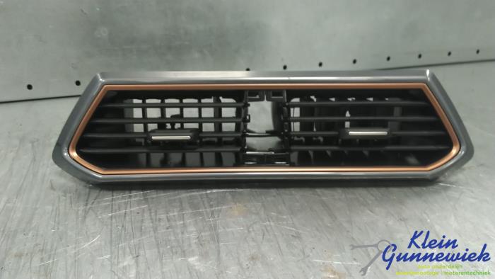 Grille aération tableau de bord d'un Cupra Formentor 2023
