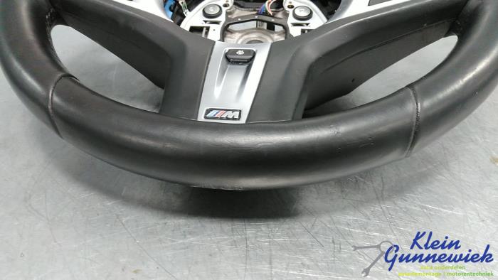 Volant d'un BMW 3-Serie 2020