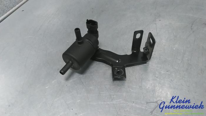 Używane Rózne Kia Niro Cena € 25,00 Procedura marży oferowane przez Klein Gunnewiek Autodemontage & Motorentechniek