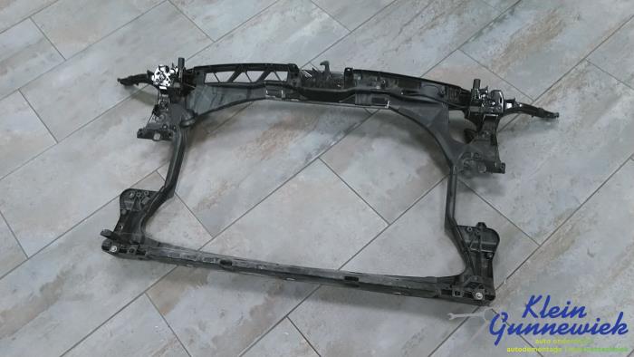 Używane Panel przedni Audi A6 Cena € 108,00 Procedura marży oferowane przez Klein Gunnewiek Autodemontage & Motorentechniek