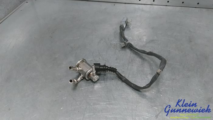 Używane Wtryskiwacz AdBlue Renault Kangoo Cena € 106,00 Procedura marży oferowane przez Klein Gunnewiek Autodemontage & Motorentechniek