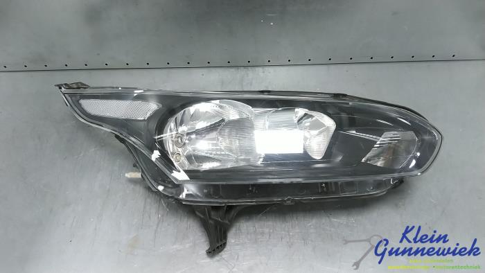 Używane Reflektor prawy Ford Transit Connect Cena € 143,00 Procedura marży oferowane przez Klein Gunnewiek Autodemontage & Motorentechniek