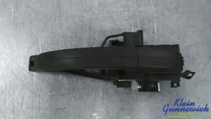 Begagnade Handtag, baklucka Ford Transit Connect Pris € 25,00 Marginaltabell erbjuds av Klein Gunnewiek Autodemontage & Motorentechniek