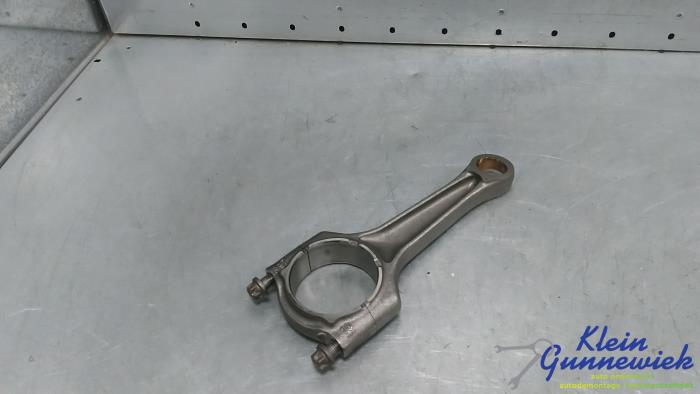 Używane Korbowód BMW X5 Cena € 93,00 Procedura marży oferowane przez Klein Gunnewiek Autodemontage & Motorentechniek