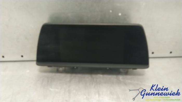 Begagnade Innerdisplay BMW 2-Serie Pris € 285,00 Marginaltabell erbjuds av Klein Gunnewiek Autodemontage & Motorentechniek