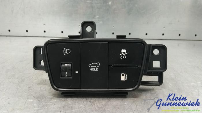 Używane Przelacznik Hyundai Tucson Cena € 25,00 Procedura marży oferowane przez Klein Gunnewiek Autodemontage & Motorentechniek