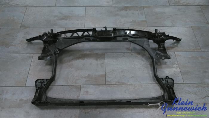 Begagnade Front Audi A6 Pris € 108,00 Marginaltabell erbjuds av Klein Gunnewiek Autodemontage & Motorentechniek