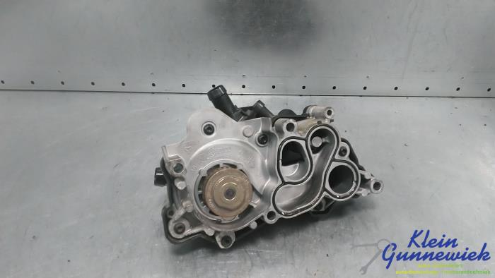 Używane Pompa wodna Seat Mii Cena € 24,00 Procedura marży oferowane przez Klein Gunnewiek Autodemontage & Motorentechniek