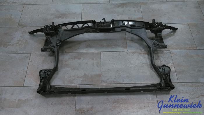 Begagnade Front Audi A6 Pris € 108,00 Marginaltabell erbjuds av Klein Gunnewiek Autodemontage & Motorentechniek