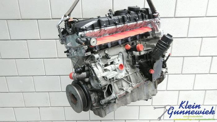 Motor van een BMW 5-Serie 2017