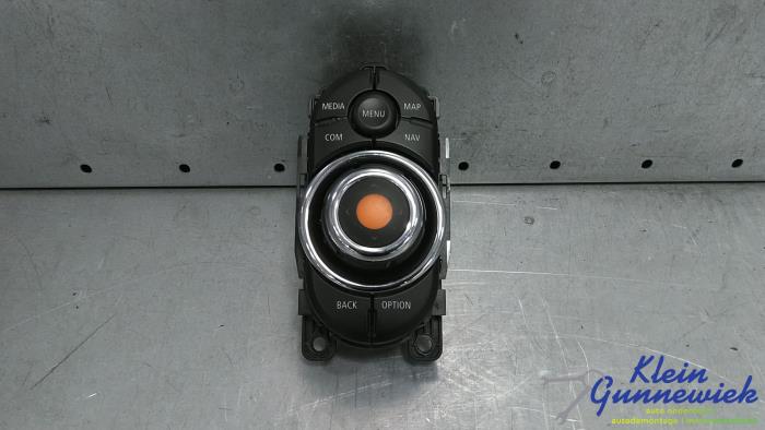 Usados Interruptor MMI Mini Mini Precio € 141,00 Norma de margen ofrecido por Klein Gunnewiek Autodemontage & Motorentechniek