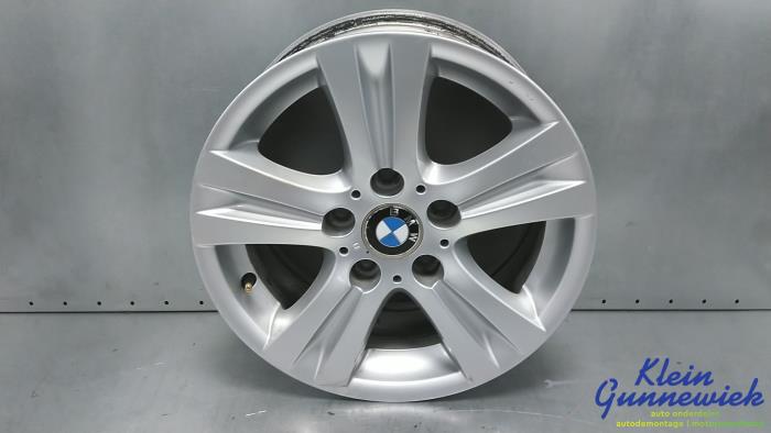 Używane Obrecz BMW 1-Serie Cena € 52,00 Procedura marży oferowane przez Klein Gunnewiek Autodemontage & Motorentechniek