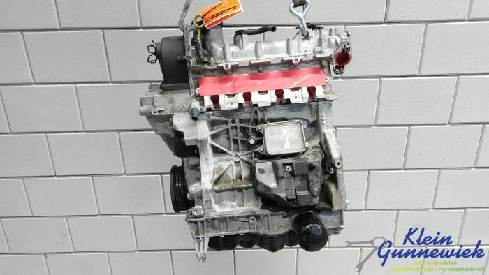 Engine Volkswagen Tiguan - 04E100037A CZDA