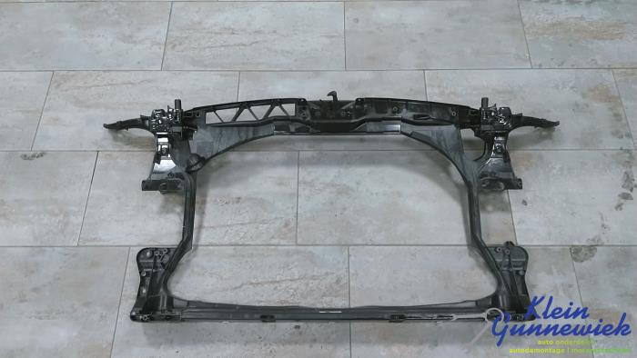Używane Panel przedni Audi A6 Cena € 108,00 Procedura marży oferowane przez Klein Gunnewiek Autodemontage & Motorentechniek