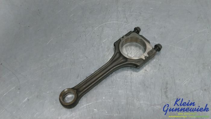 Revisado Biela Volkswagen Polo Precio € 72,60 IVA incluido ofrecido por Klein Gunnewiek Autodemontage & Motorentechniek